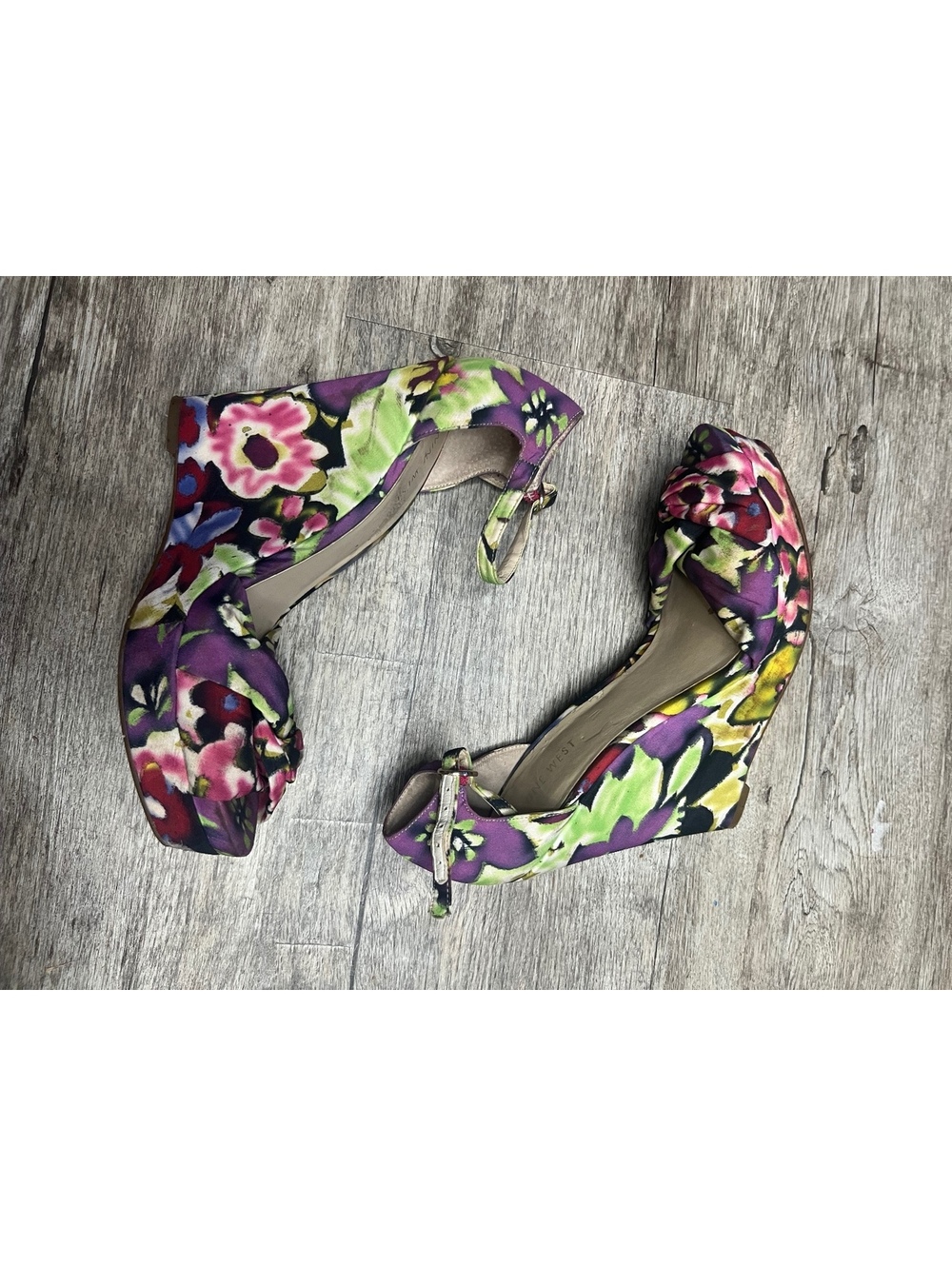 Nine West “let it go” 9 Floral Print Wedge Ankle Strap Heels Purple Multi Color